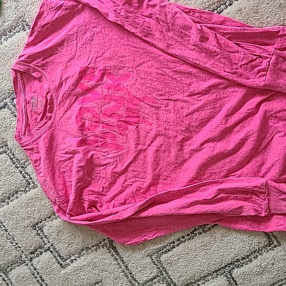 VS PINK Long Tee - Picture 1 of 4